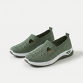 Cloudy Slip-On-Schuhe Grün – Weiss Modehaus