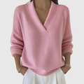 Weicher V-Ausschnitt Pullover in lässiger Passform Faye Rosa – Weiss Modehaus
