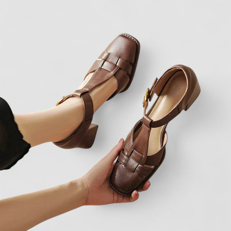Blockabsatzschuhe mit T-Riemen Elyxiana – Bild 6