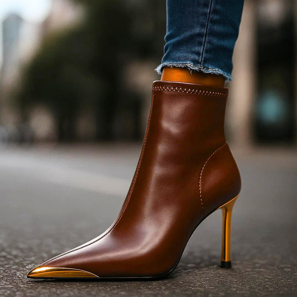 Aveline | Stiefeletten mit Goldakzent