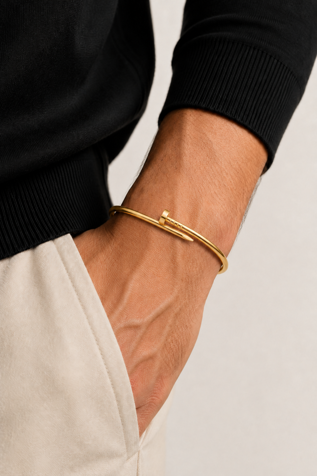 Alexander™ | Schmales Armband Gold