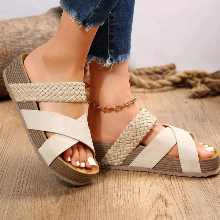 Modische Orthopädische Sandalen Nikki – Bild 4