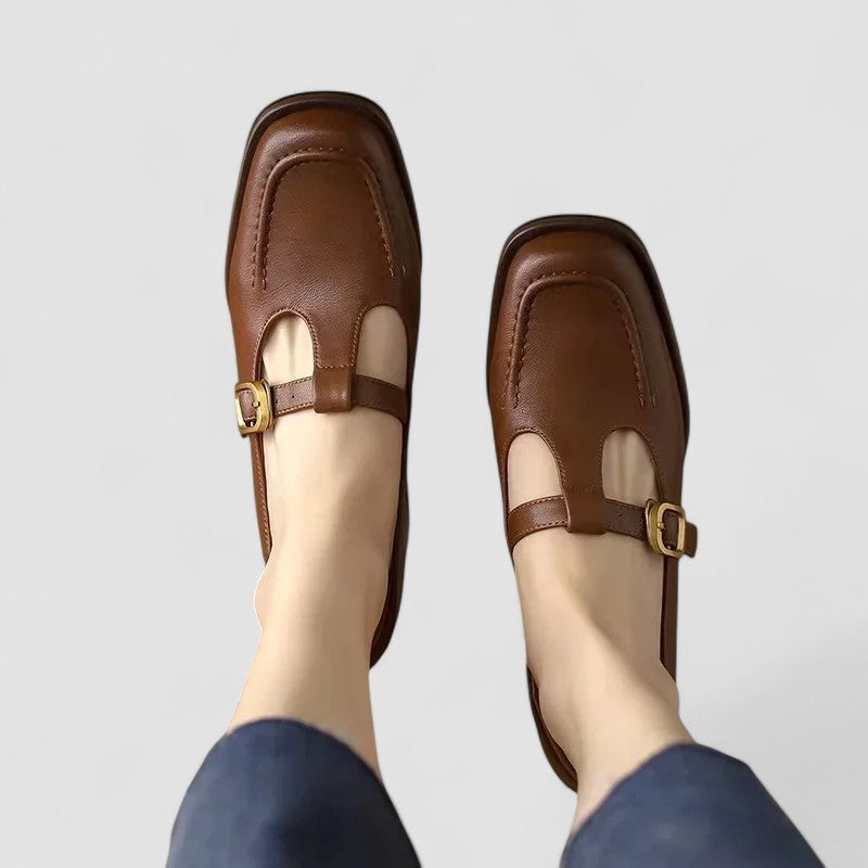 Mary Jane Schuhe mit orthopädischem T-Riemen Damen Kyrahnae Braun – Weiss Modehaus