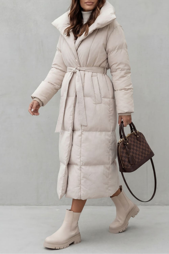 Langer Daunenmantel mit Gürtel Damen Azzurra – Bild 7