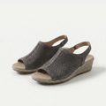 Stille Raffinesse in zartem Grau Damen Hazel – Weiss Modehaus
