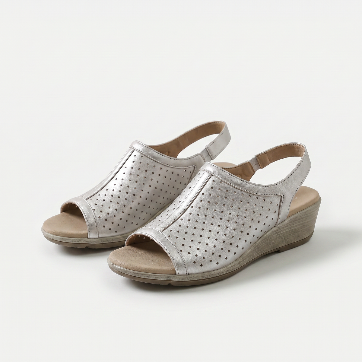 Stille Raffinesse in zartem Grau Damen Hazel – Bild 3