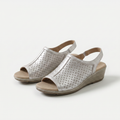 Schimmernde Eleganz in metallic Platin Damen Hazel – Weiss Modehaus