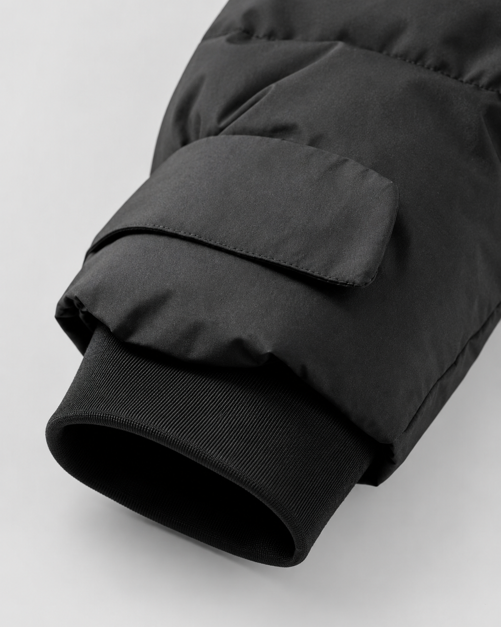 Daunenjacke mit Gürtel und abnehmbarem Kapuzen Damen Rita – Bild 6