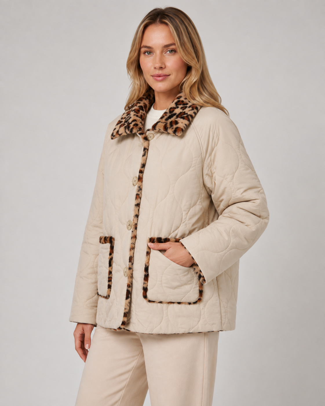 Wendbare Steppjacke mit Leopardenmuster Damen Ambra – Bild 5