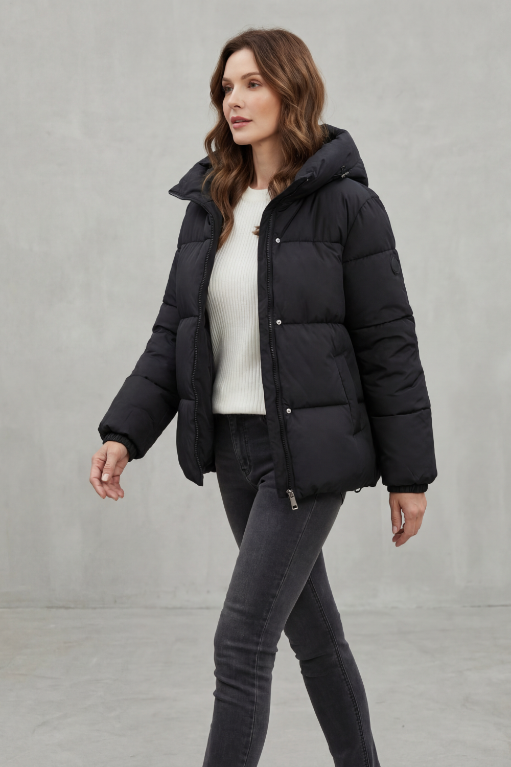Kurze Daunenjacke mit Kapuze Damen Miriam – Bild 5