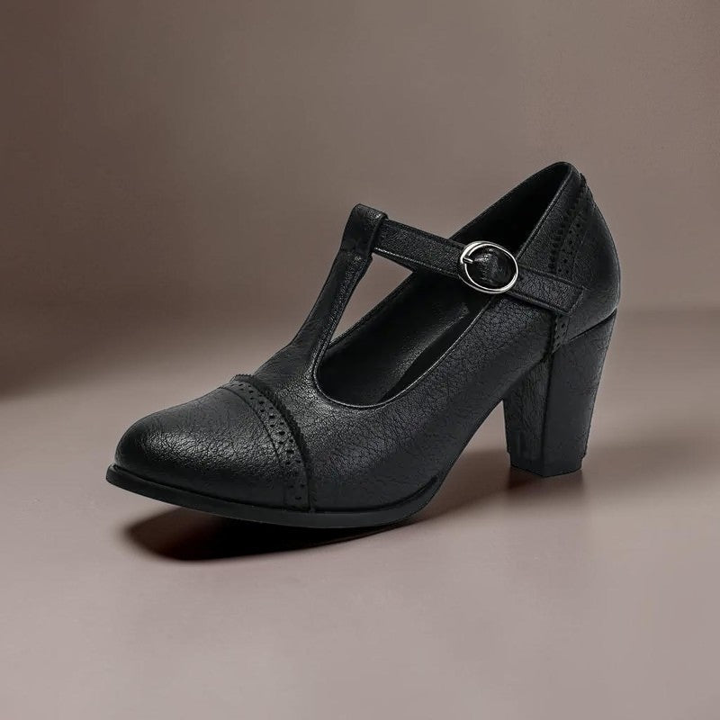 Absatzschuhe mit Lochmuster und Riemen Eline – Bild 5