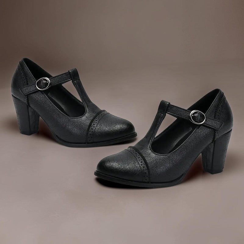 Absatzschuhe mit Lochmuster und Riemen Eline – Bild 8