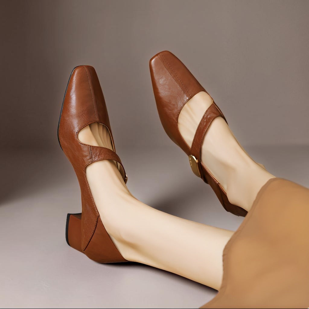 Mary Janes mit eckiger Spitze und goldenem Zierband Damen Nienke – Bild 5