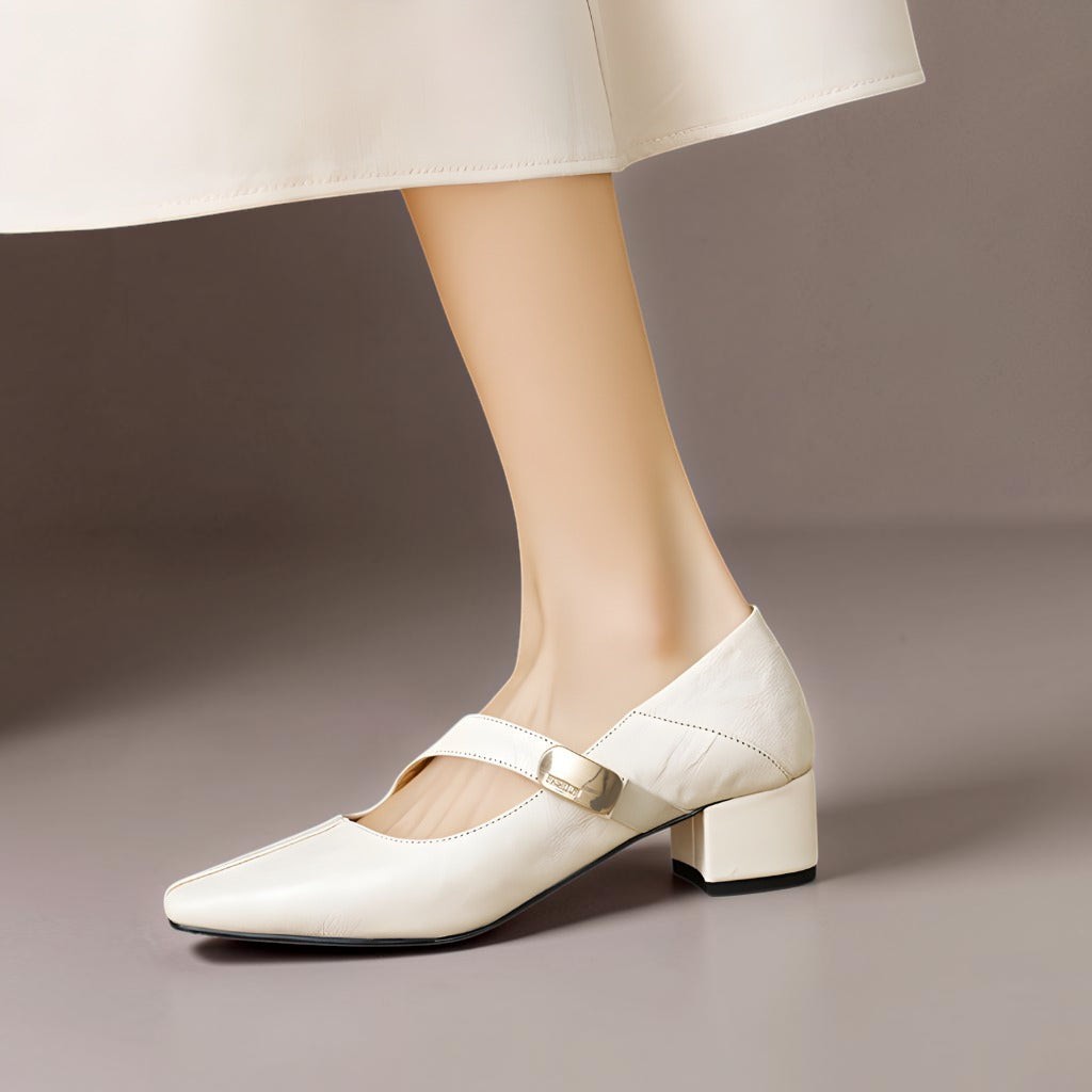 Mary Janes mit eckiger Spitze und goldenem Zierband Damen Nienke – Bild 11