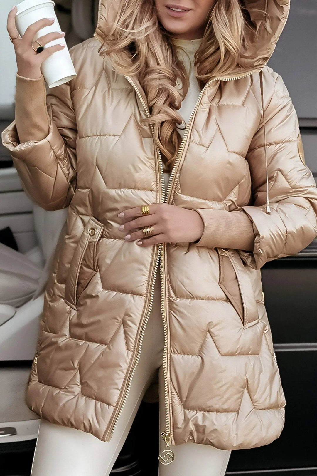 Langer Glänzender Chevron-Daunenmantel Damen Lara – Bild 7
